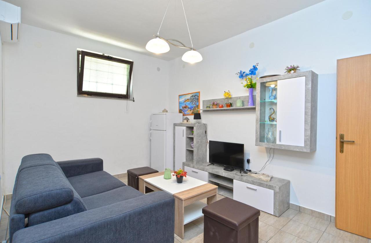 וינקורן Apartments Branislav 1927 מראה חיצוני תמונה